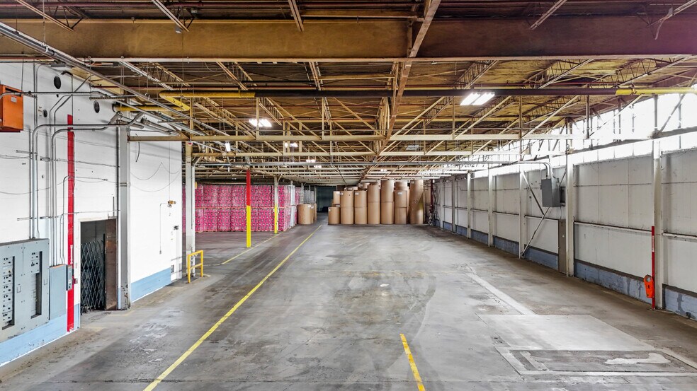 More Photos Of 294 Gambee Rd, Geneva Warehouse For Sale