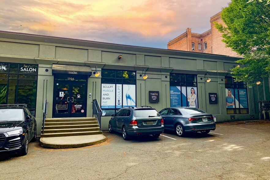 More Photos Of 407 NW 17th Ave, Portland Office For Lease
