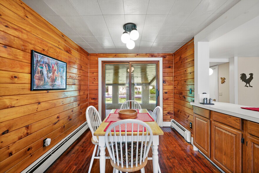 More Photos Of 2010-2012 Clayton Mill Rd, Mill River Specialty For Sale