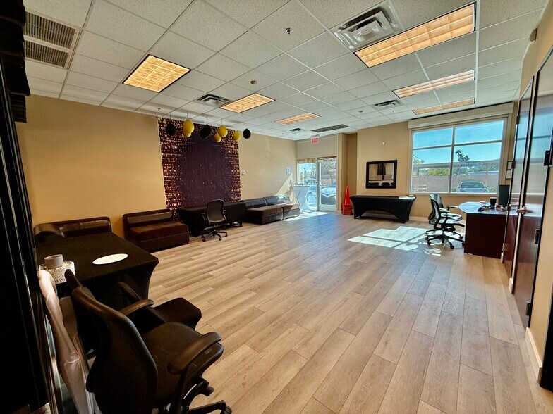 More Photos Of 15255 N 40th St, Phoenix Medical For Sale