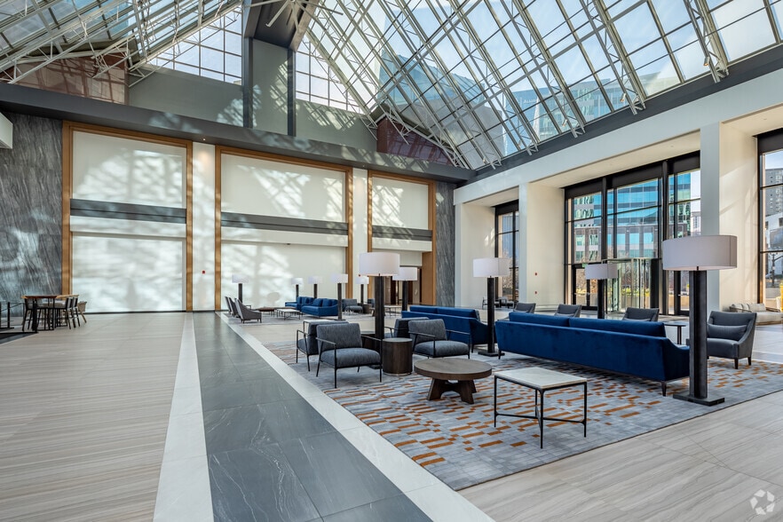 More Photos Of 333 Commerce St, Nashville Loft Creative Space For Lease