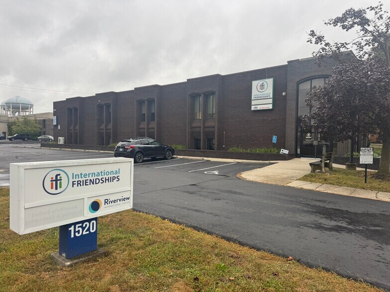 More Photos Of 1520 Old Henderson Rd, Columbus Office For Lease
