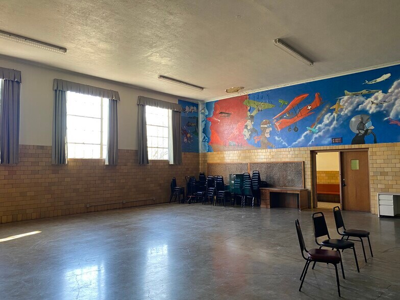 More Photos Of 719 S Fayette St, Washington Court House Flex For Sale