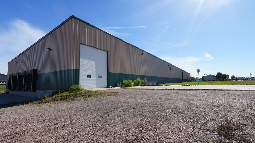 More Photos Of 501 N 16th St, Beresford Warehouse For Sale