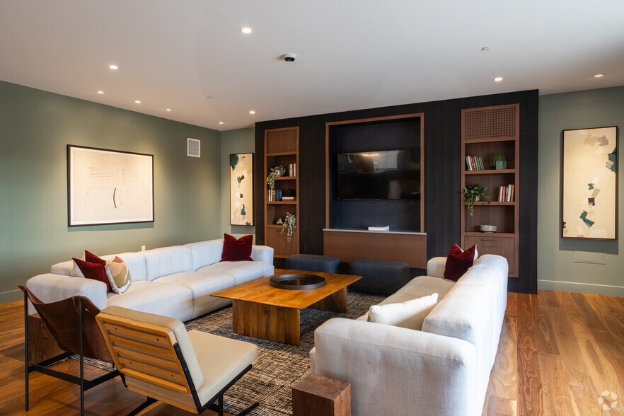 More Photos Of 75 Canal St, Manchester Apartments For Lease