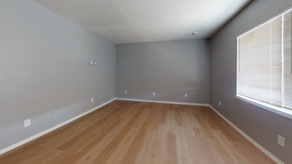 More Photos Of 2858-2860 Brookdale Ave, Oakland Apartments For Sale
