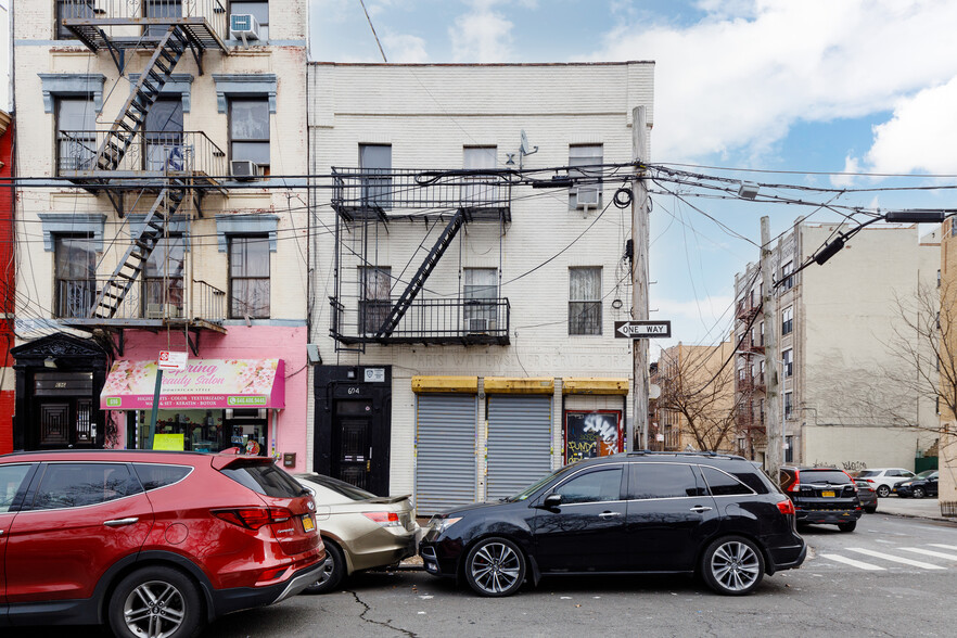 Primary Photo Of 694 Courtlandt Ave, Bronx Storefront Retail Residential For Sale