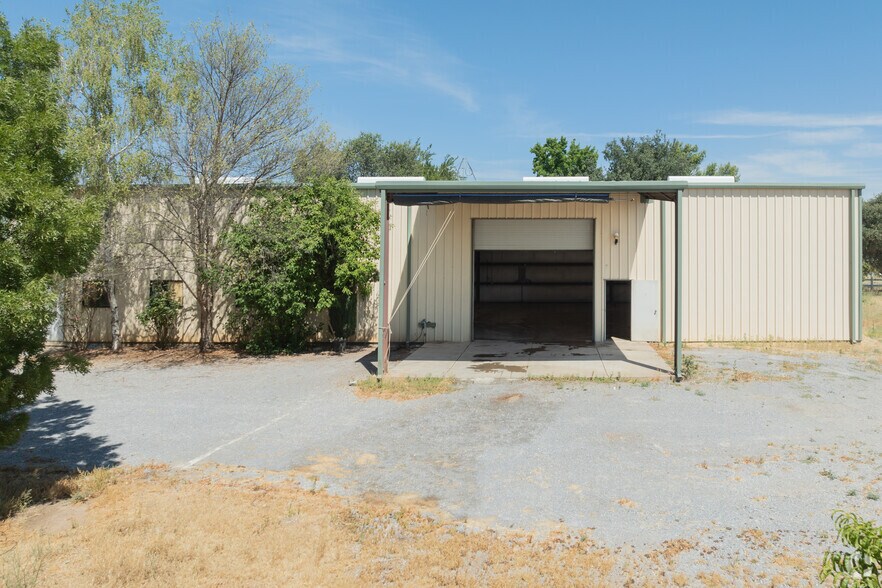 More Photos Of 22615 Silverlode Rd, Palo Cedro Flex For Lease