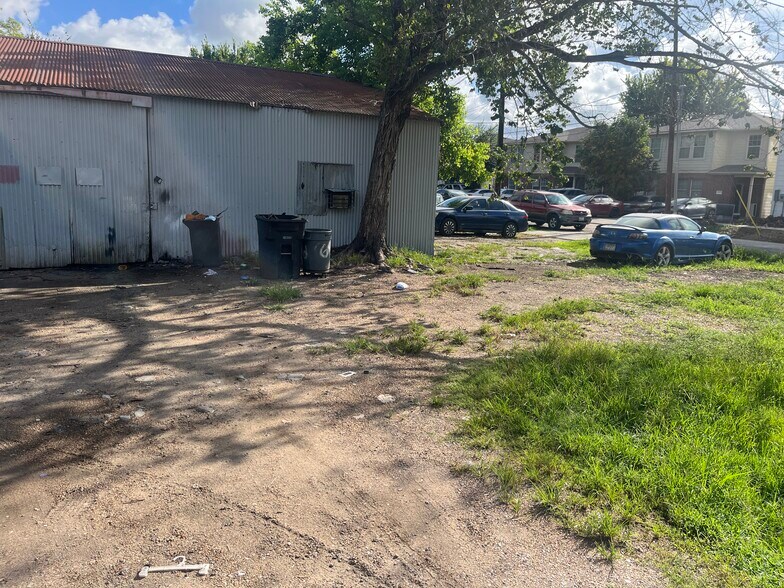 More Photos Of 6946 Liverpool st, Houston Distribution For Lease