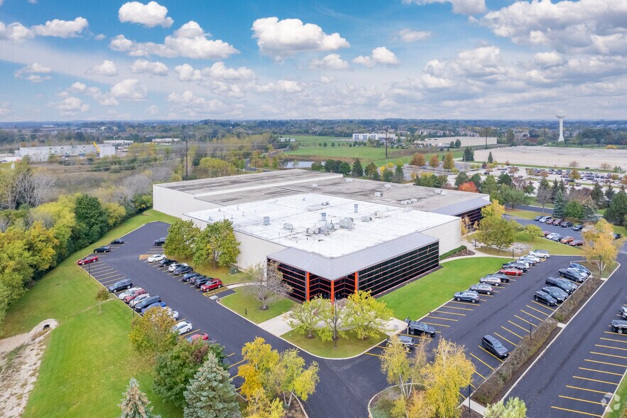 More Photos Of 10400 N Enterprise Dr, Mequon Manufacturing For Sale