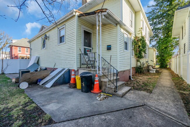 More Photos Of 1657 Pennington Rd, Ewing Apartments For Sale