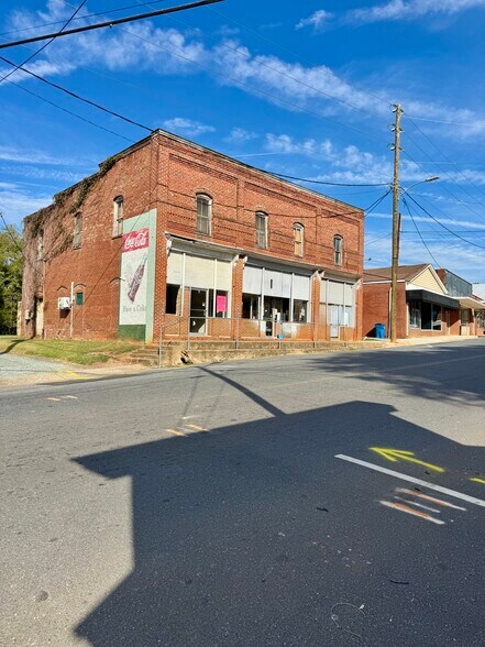 Primary Photo Of 1538-1542 Main St, Ramseur Storefront Retail Office For Lease
