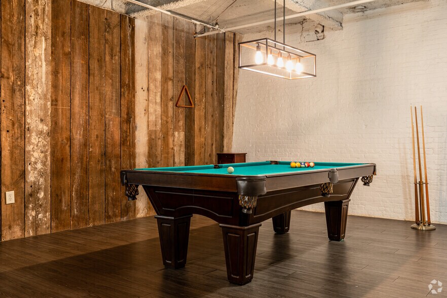 More Photos Of 11-15 Clinton St, Newark Apartments For Lease