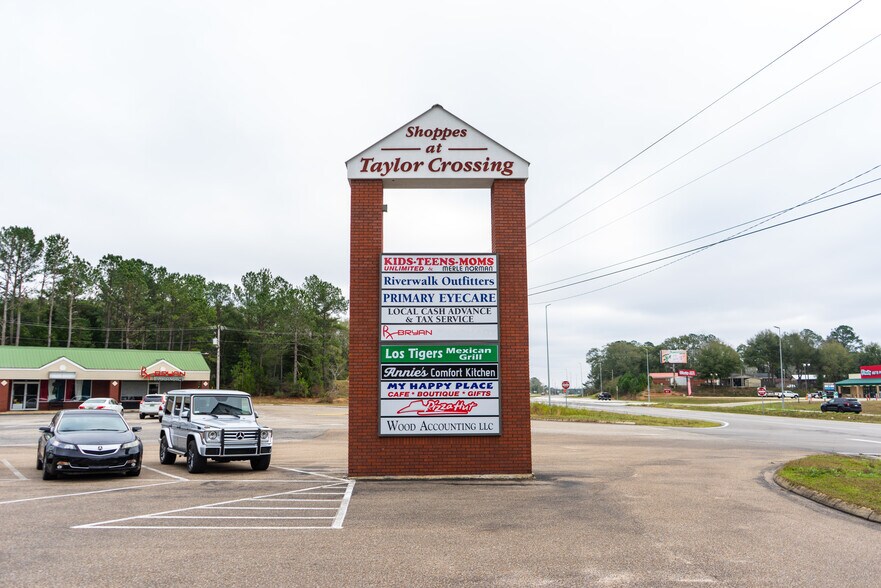 More Photos Of 949 Alabama Highway 203, Elba Freestanding For Lease