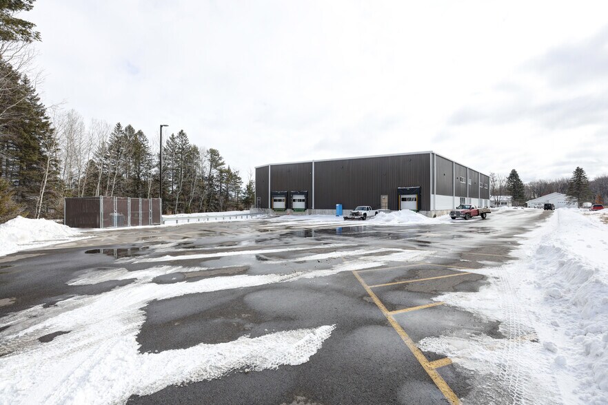 More Photos Of 152638 Cloverland Ln, Wausau Light Distribution For Lease
