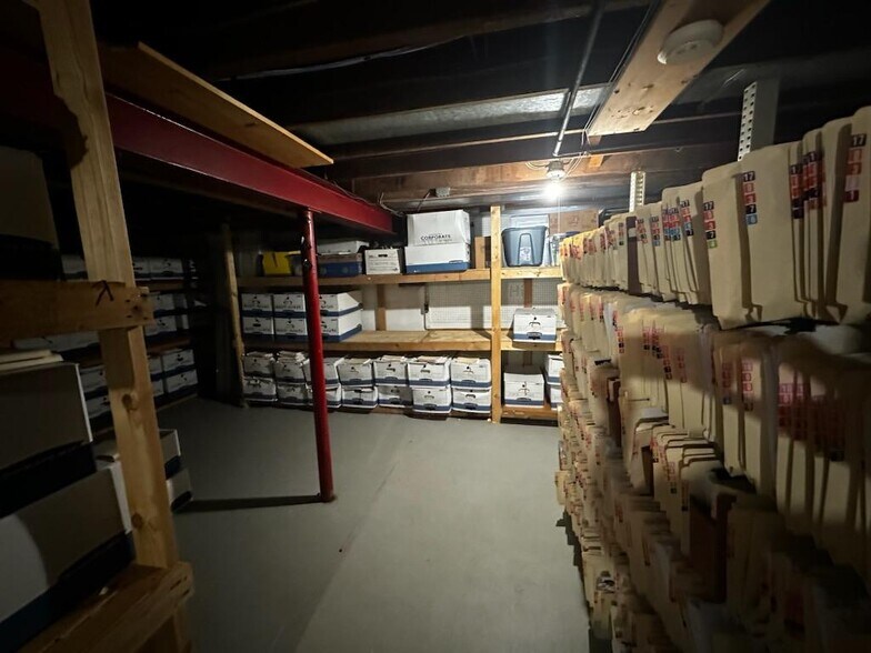 More Photos Of 1034 3rd St, Whitehall Office For Sale
