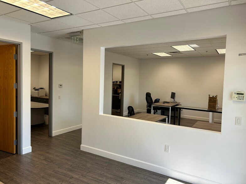 More Photos Of 18205 N 51st Ave, Glendale Office For Lease