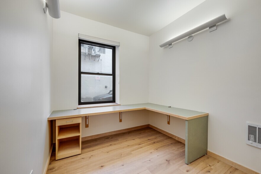 More Photos Of 883 Sacramento St, San Francisco Apartments For Sale