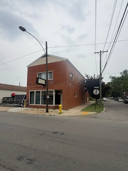 Primary Photo Of 2300 Ford Ave, Wyandotte Storefront Retail Residential For Sale