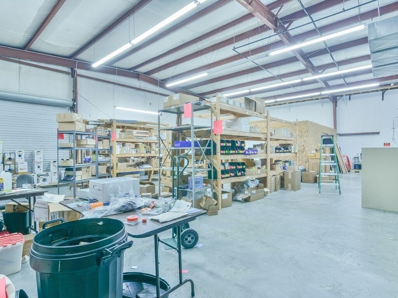 More Photos Of 7 Worth Cir, Johnson City Loft Creative Space For Lease