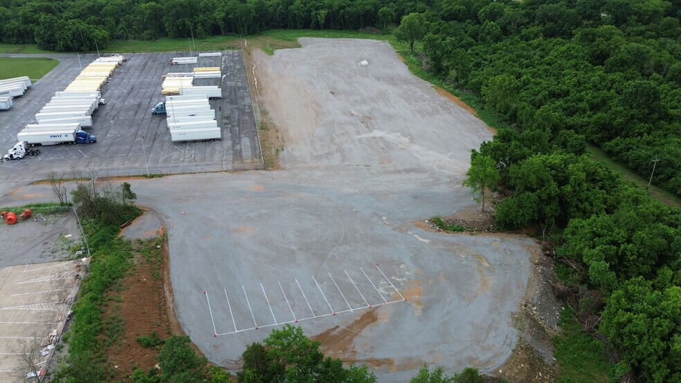 More Photos Of 981 Industrial Park Rd, Columbia Land For Lease