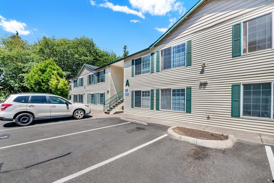 More Photos Of 4821 NE 110th Ave, Vancouver Apartments For Sale