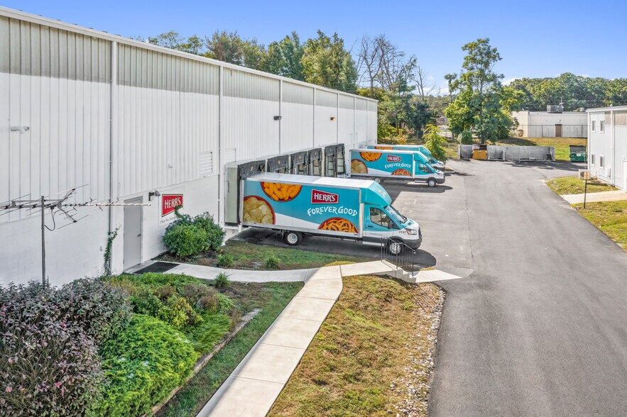 More Photos Of 3 Mary Way, Hainesport Unknown For Lease