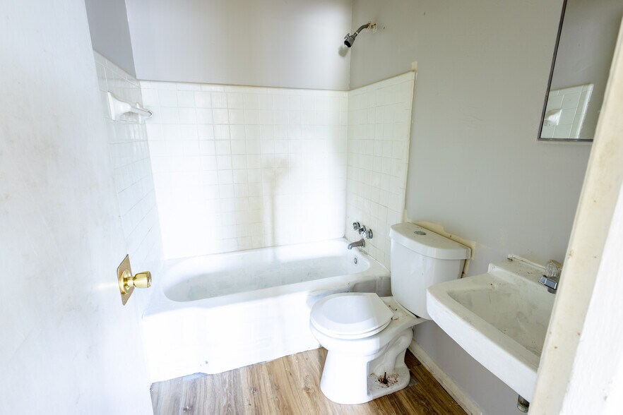 More Photos Of 784 Terminal Ct, Columbus Apartments For Sale