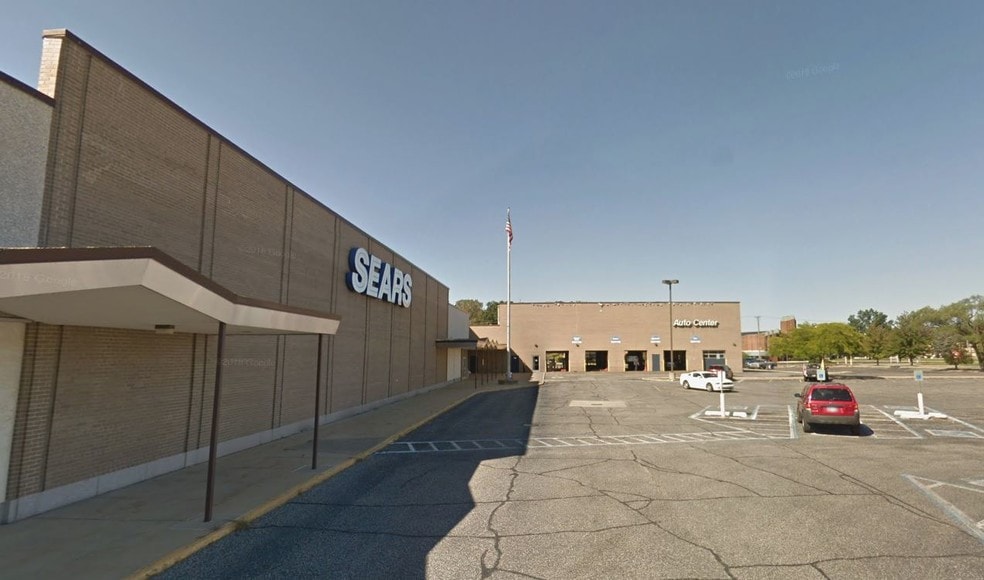 Primary Photo Of 3901 Franklin St, Michigan City Department Store For Sale