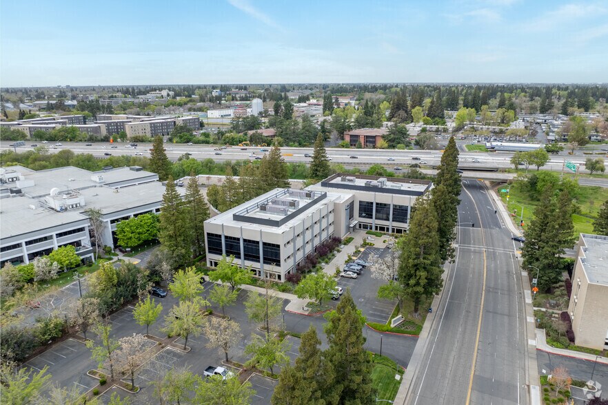 More Photos Of 7801 Folsom Blvd, Sacramento Office For Lease