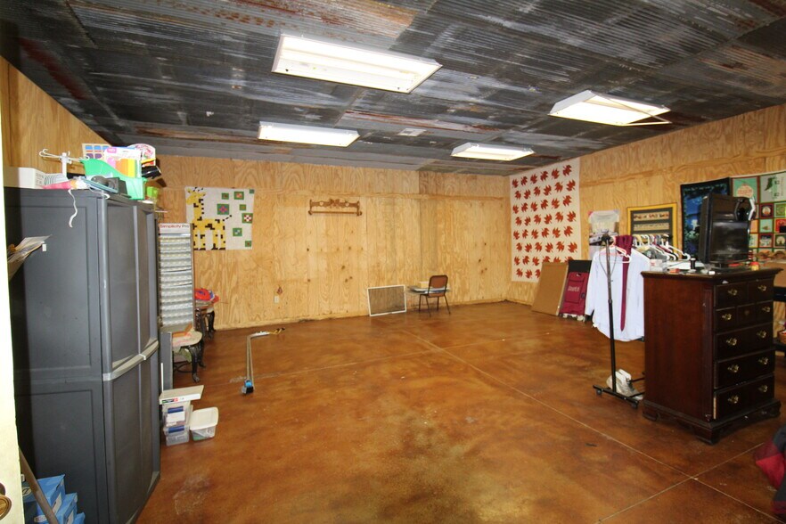 More Photos Of 3768 Private Road 1271, Willow Springs Industrial For Sale