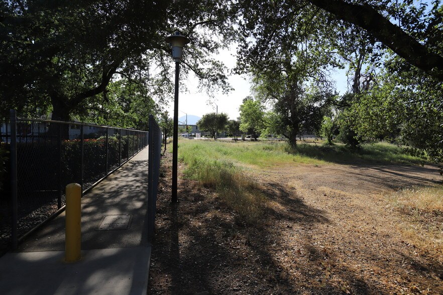 More Photos Of 1642 Canby Rd, Redding Land For Sale