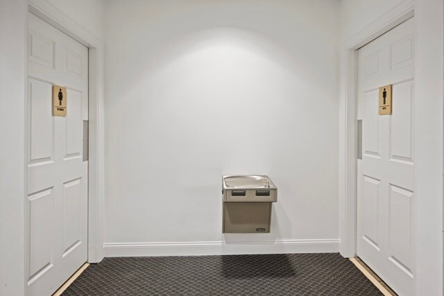 More Photos Of 2465 Main St, Atlanta Medical For Sale