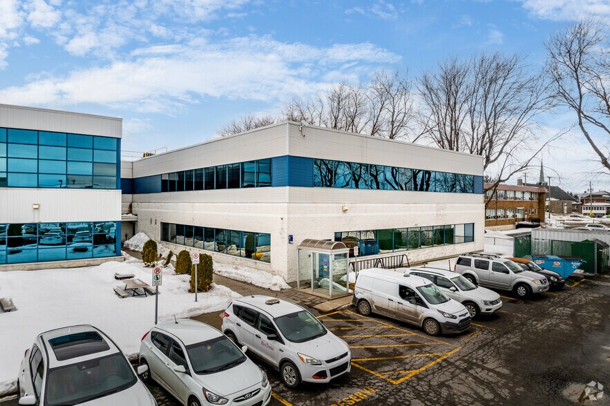 More Photos Of 1350 Ch Saint-Roch, Sorel-tracy Office For Lease