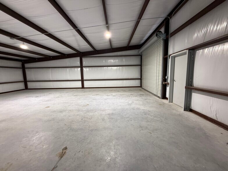 More Photos Of 150 Russell Ln, Dripping Springs Unknown For Lease