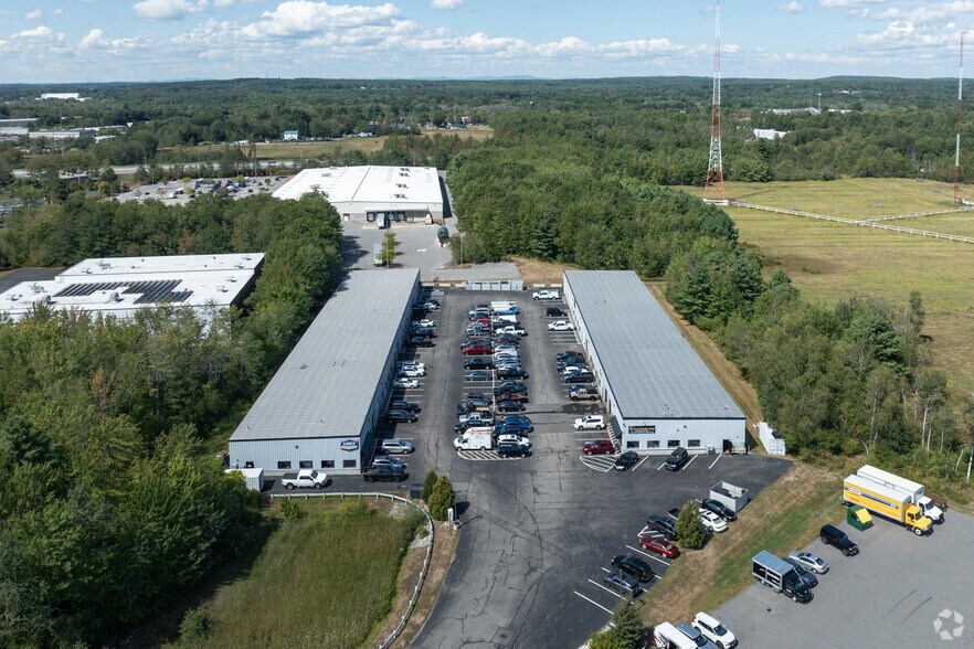 More Photos Of 429 Warren Ave, Portland Flex For Lease