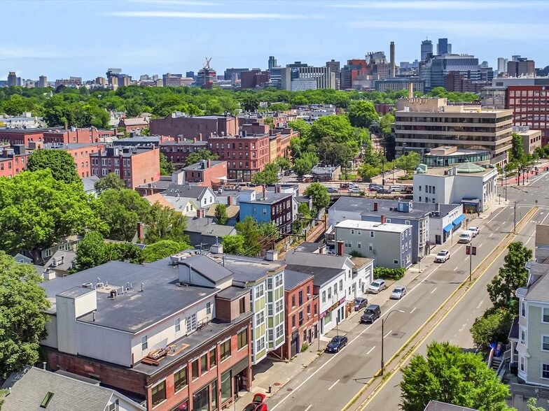 More Photos Of 81 Boylston St, Brookline Storefront For Sale