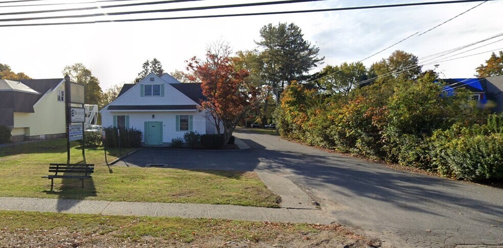 Primary Photo Of 1057 Poquonnock Rd, Groton Office For Lease