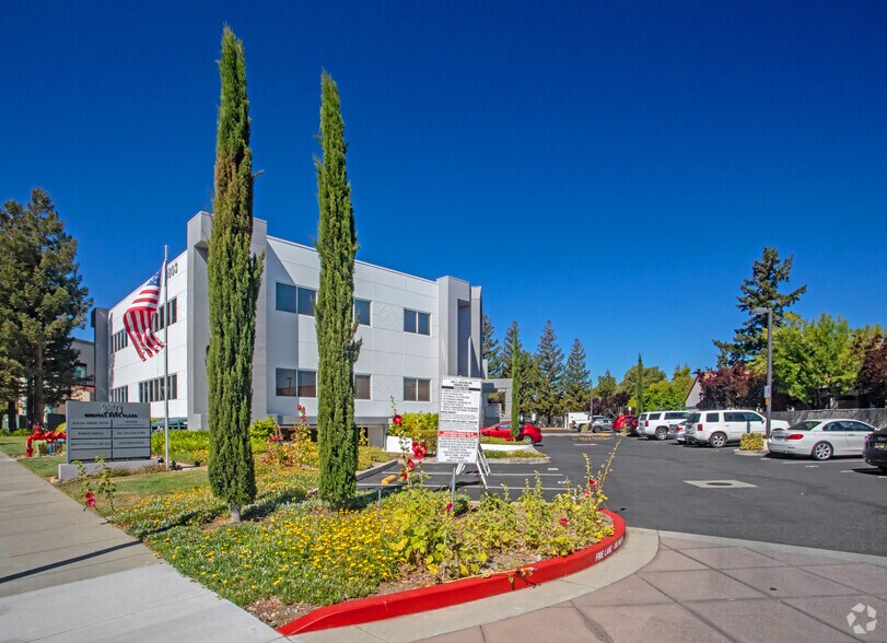 More Photos Of 3803 S Bascom Ave, Campbell Medical For Lease