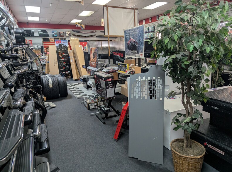 More Photos Of 3275 Geneva Ave, Daly City Service For Sale