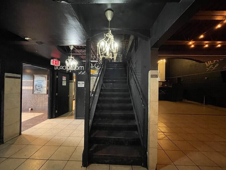 More Photos Of 5214 Botham Jean Blvd, Dallas Lodge Meeting Hall For Sale