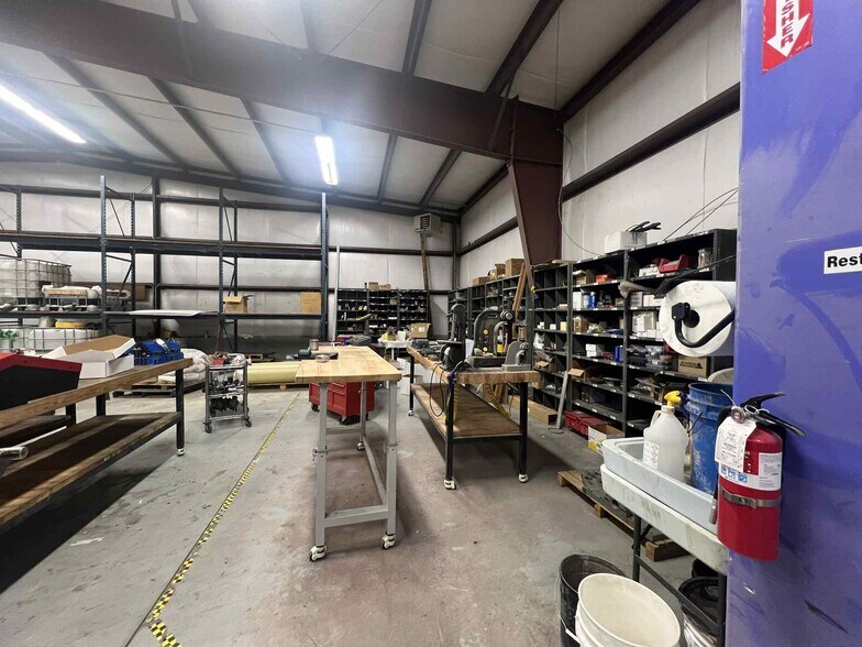More Photos Of 1211 Wilson ln, West Haven Warehouse For Lease
