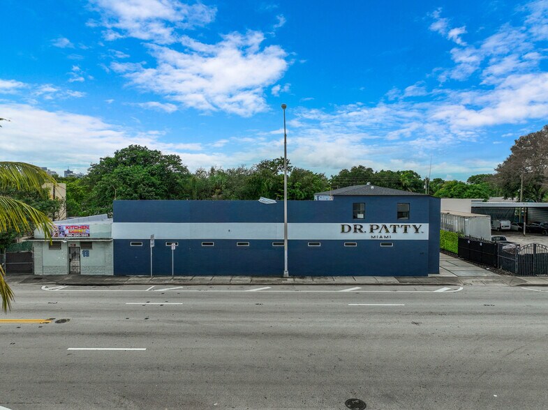 More Photos Of 530 NW 54th St, Miami Office For Lease