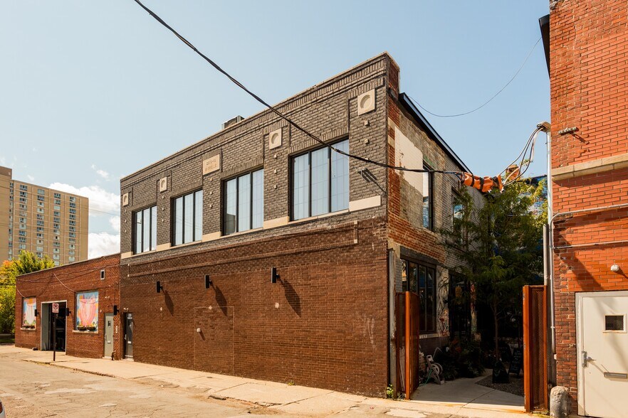 More Photos Of 1486 Gratiot Ave, Detroit Storefront For Sale