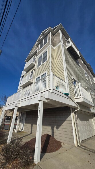 More Photos Of 5906-5908 Coastal Hwy, Ocean City Apartments For Sale