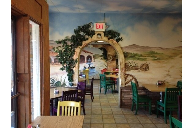 More Photos Of 2919-2921 Pershing Dr, El Paso Restaurant For Sale