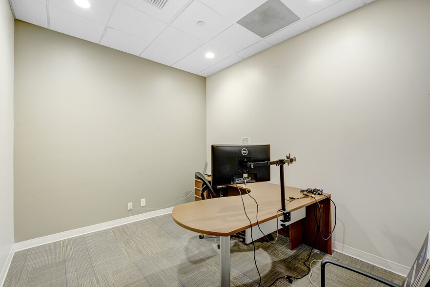 More Photos Of 4501 E La Palma Ave, Anaheim Loft Creative Space For Lease