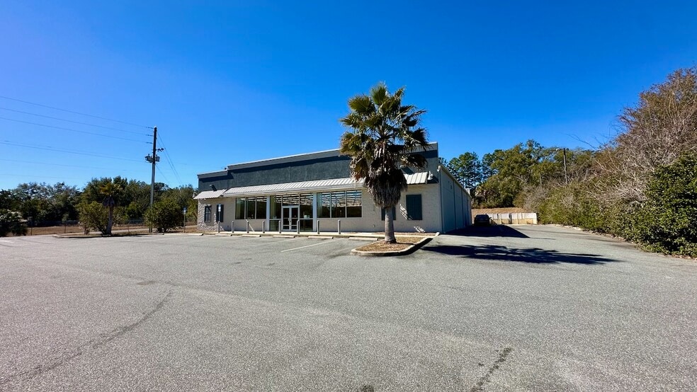 More Photos Of 3365 E Millwood Ln, Hernando Freestanding For Sale