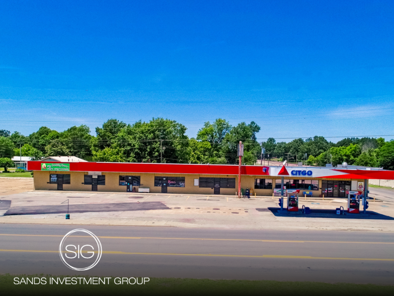 Primary Photo Of 101 SW Texas St, Hoxie Service Station For Sale