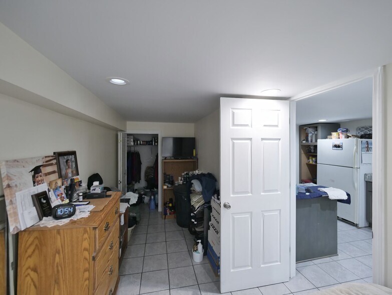 More Photos Of 2312 W 21st St, Chicago Apartments For Sale